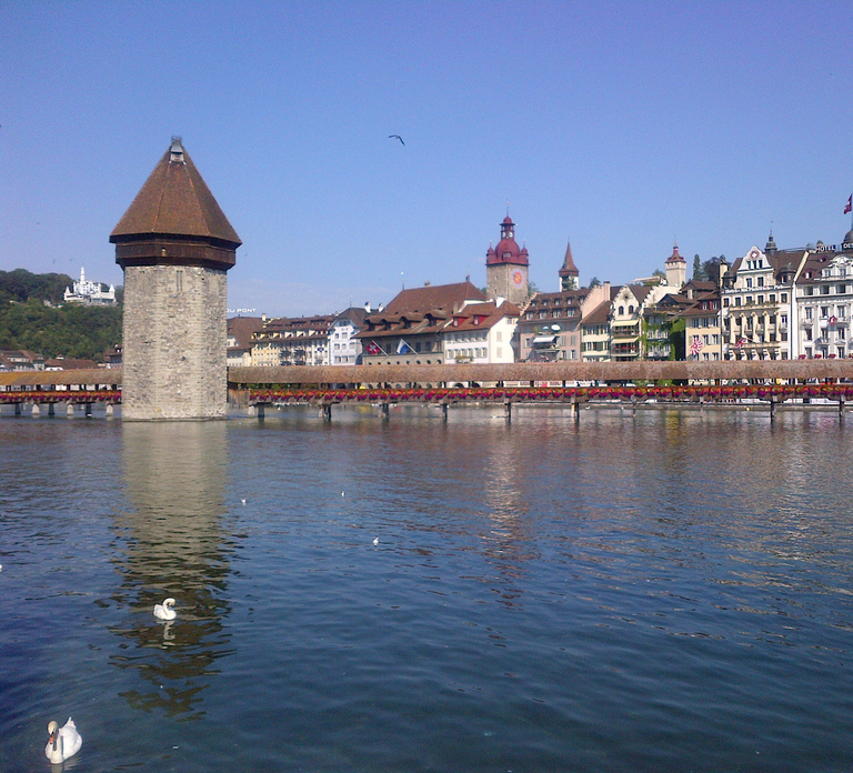 Lucerne small group walking tour and Lake Cruise from Basel