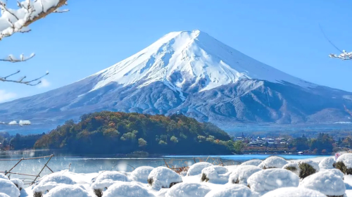 Japan Bus Ticket: Shinjuku to Lake Kawaguchi, Yamanakako, Fuji-Q Highland, Gotemba, Airport Line Bus Ticket - Scan QR Code to Board, No Exchange Needed Transport Passes