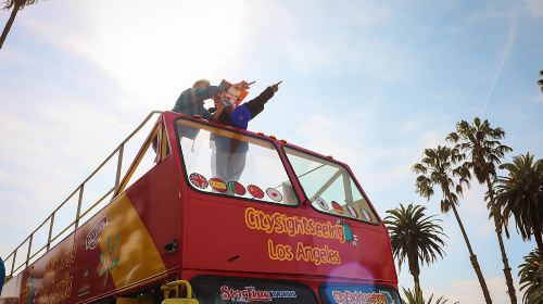 24-hour Los Angeles hop-on, hop-off city tour Transfer Services