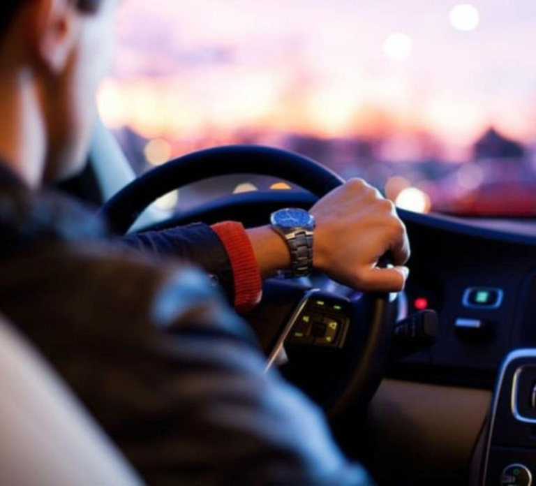 Berlin: Brandenburg Airport Transfer to Berlin City Center