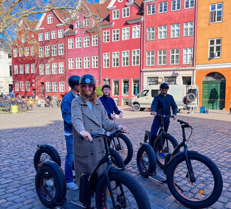 Copenhagen: Guided E-Scooter KickBike Tour- All Highlights