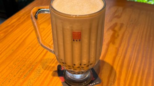 Taichung Zhongshe Flower Market + Miyahara Ophthalmology + Gaomei Wetlands one-day tour [departing from Taipei Ximen] with free bubble tea Day Tours