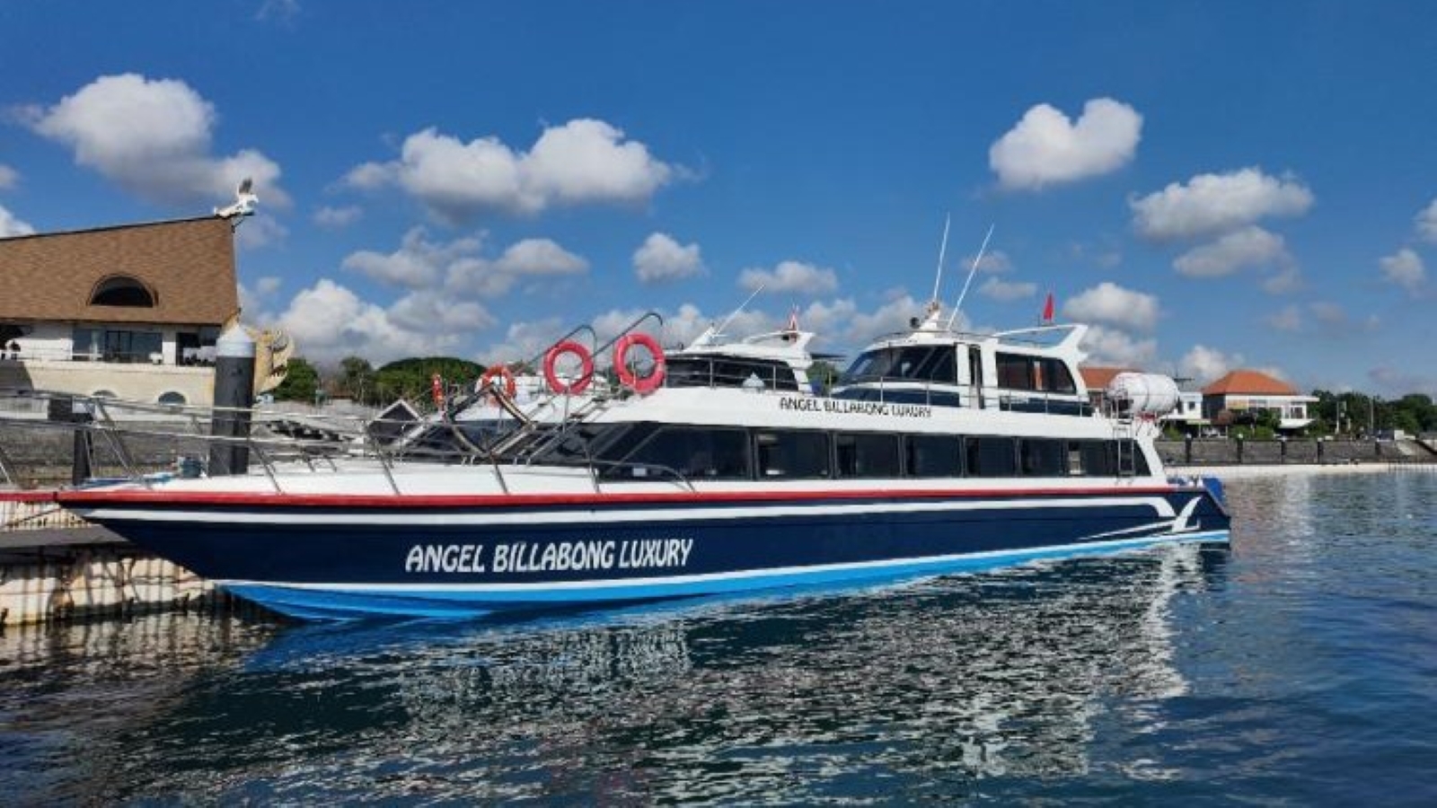 Fast boat Ticket to Nusa Penida by Angel Billabong Fast Cruise - HolidaySG