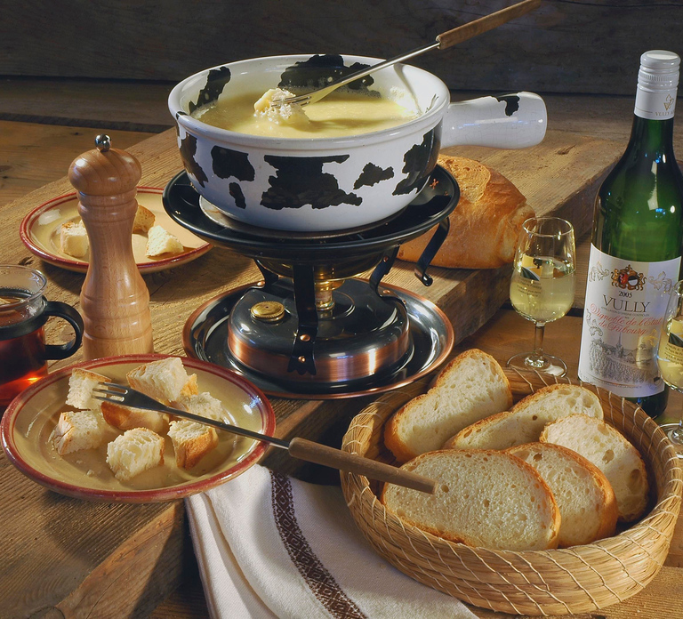 Private Tour to Gruyeres with Cheese and Chocolate Factory