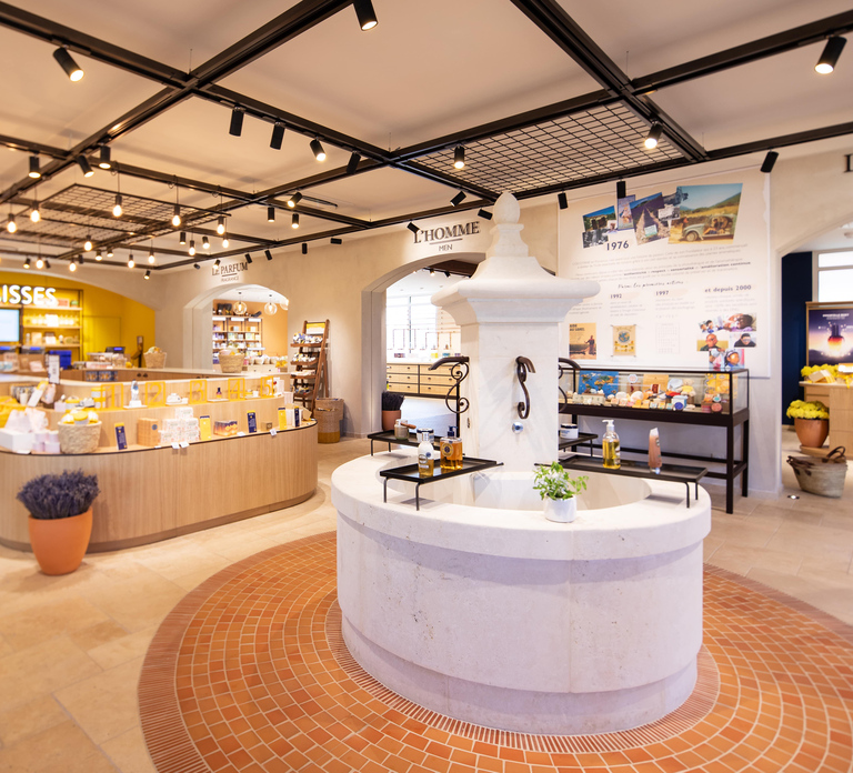 Manosque: L'Occitane en Provence Guided Factory Tour