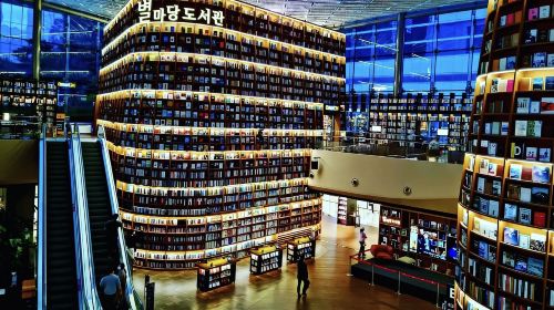 Seoul K-pop Tour [Popular Hallyu Attractions & Idol-Themed Spots] Day Tours