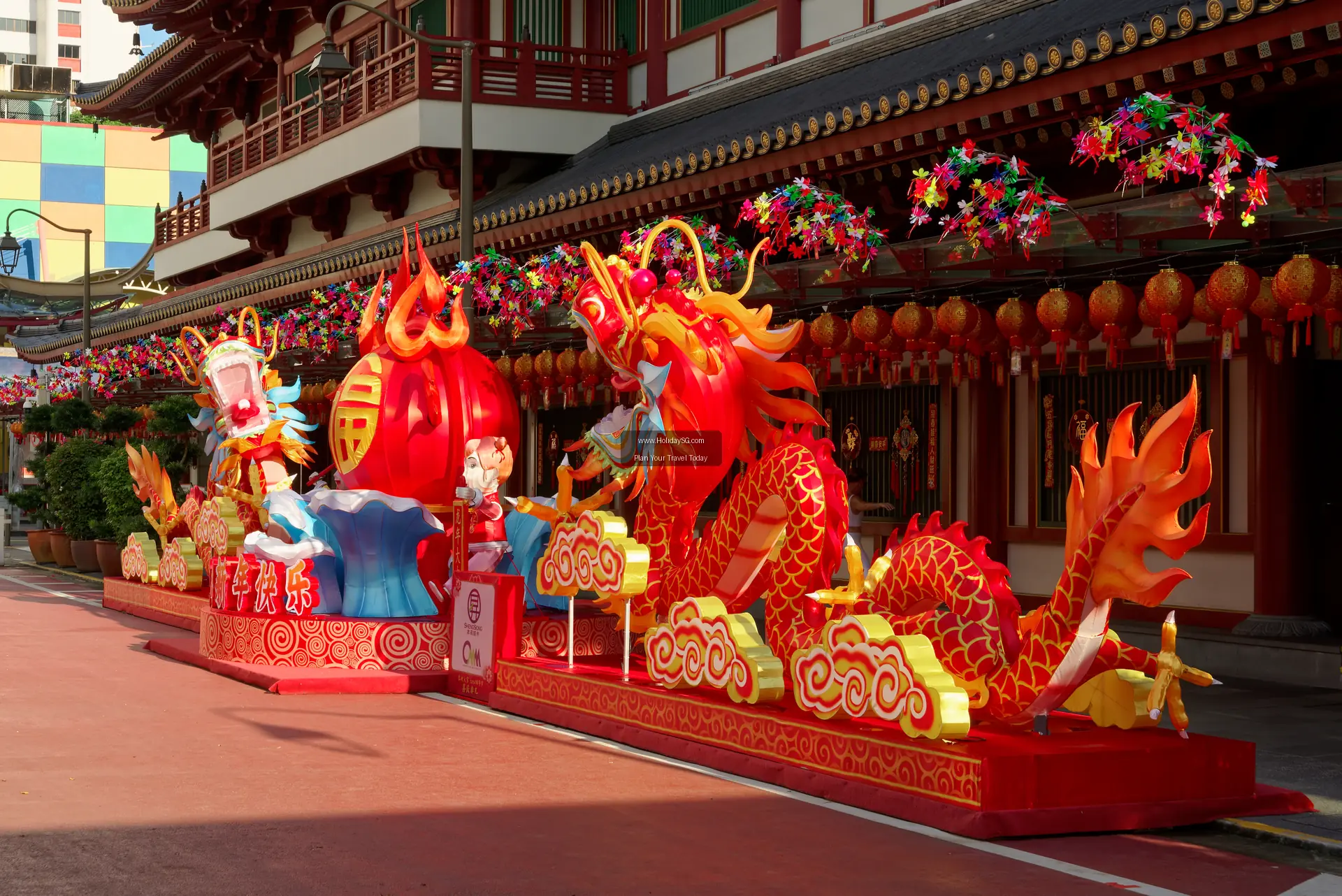 Hawker food and stalls around Chinatown Singapore