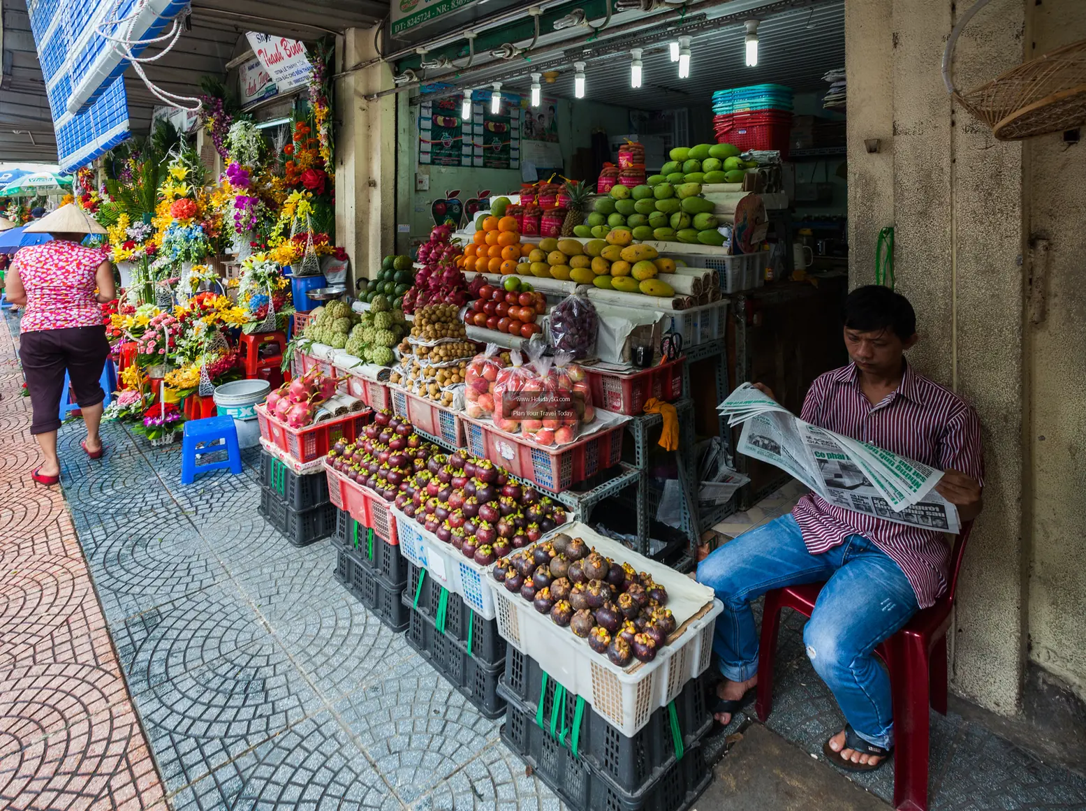 Ben Thanh Market - Vietnam | HolidaySG
