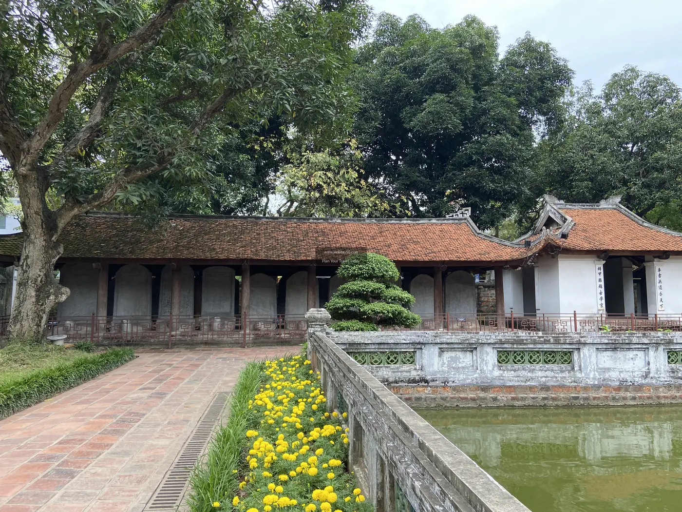 Top Temples to Visit in Da Nang