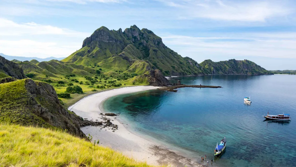 Komodo Island Travel Guide