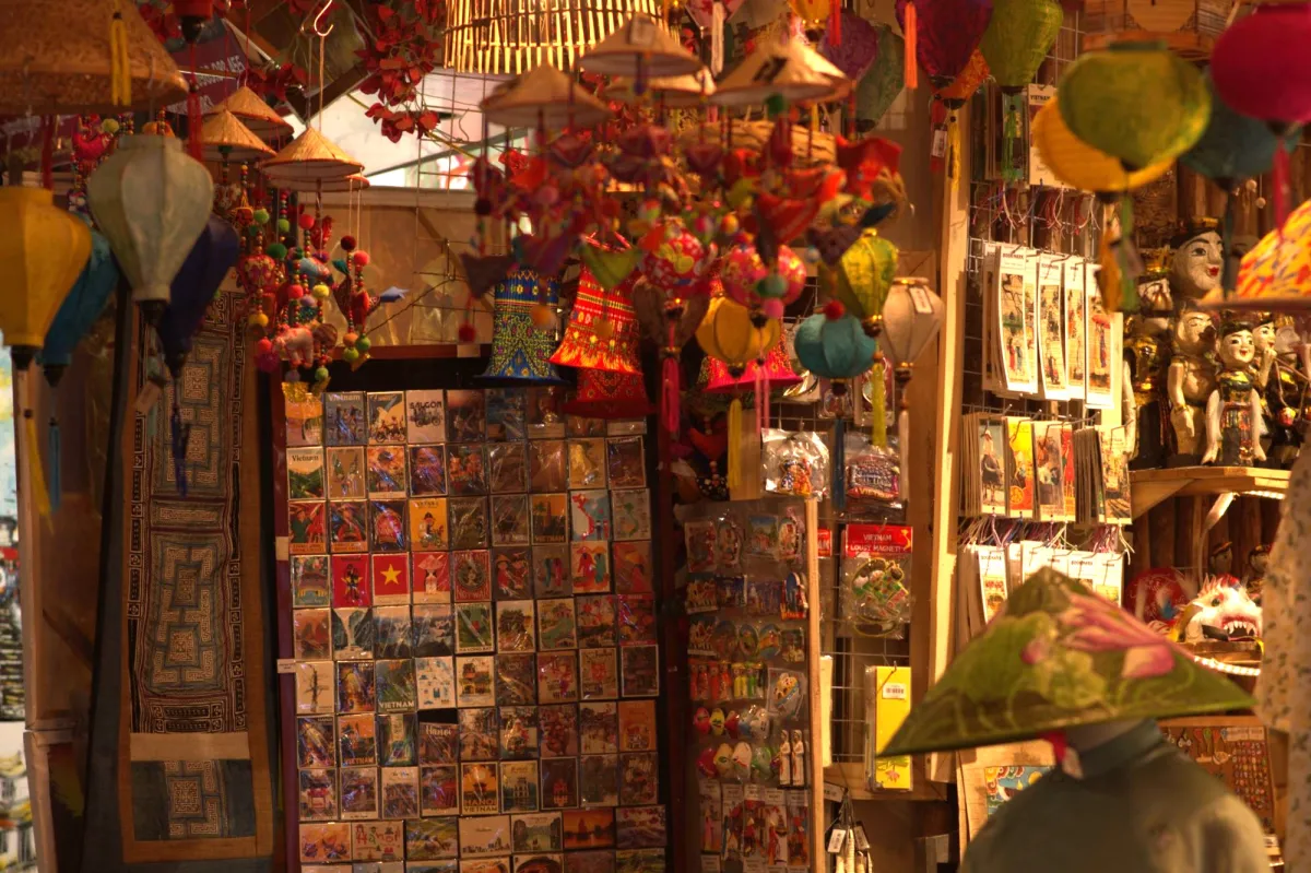 Ben Thanh Market Guide